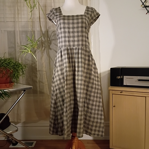 Mata Traders Dresses & Skirts - Mata Traders Rupi Dress Black And Gray Size L